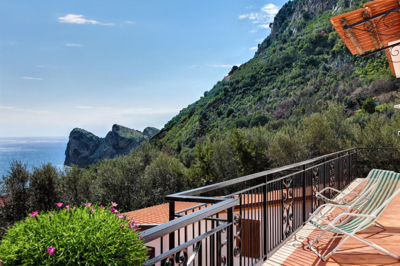 Matisse Nerano By Gocce Apartment Marina del Cantone Стая снимка